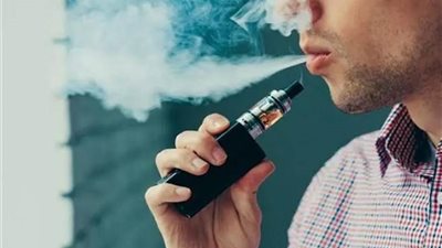 دراسة: السجائر الإلكترونية قد تضاعف من خطر تسوس الأسنان 