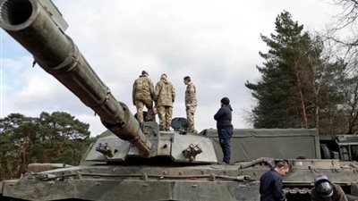 أوكرانيا: القوات الروسية تشن هجمات شرسة على بلدة سوليدار الرئيسية