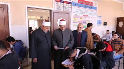 رئيس جامعة الأزهر يتفقد امتحانات كليات القرآن الكريم والشريعة والقانون بطنطا