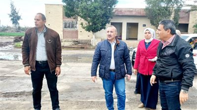 سكرتير عام محافظة البحيرة يتفقد مشروعات المبادرة الرئاسية 