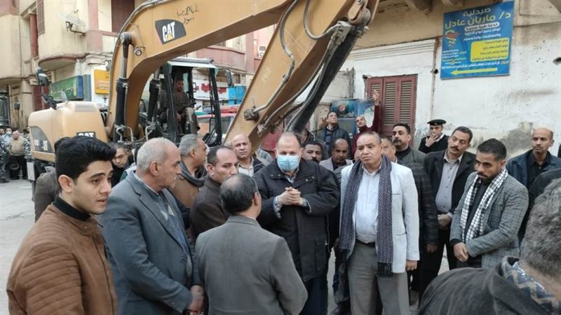 محافظ أسيوط يتفقد