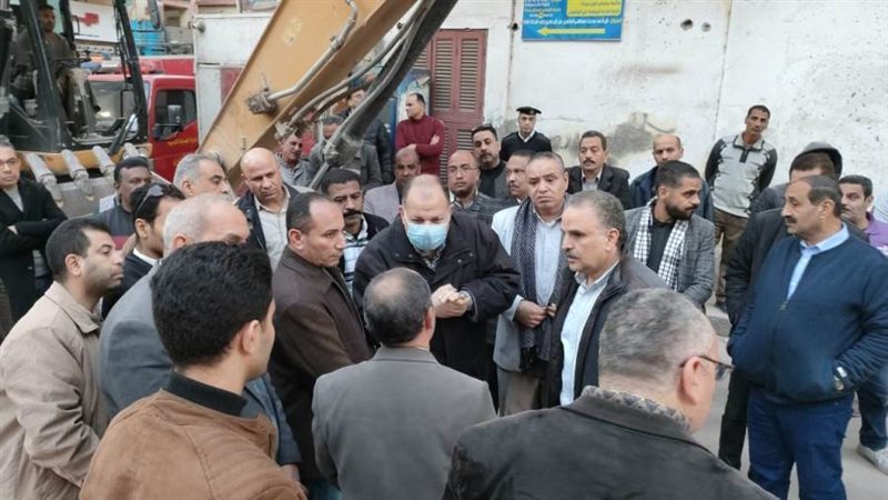 محافظ أسيوط يقرر