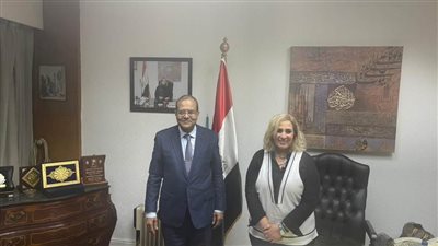 رئيس جامعة سوهاج يجتمع مع رئيس التليفزيون المصري لمناقشة آليات التعاون المشترك لدعم أنشطة الجامعة 