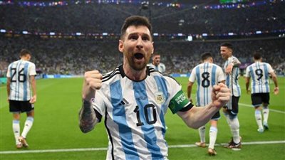 عاجل| قميص خاص لـ