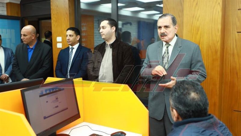 جولة المحافظ