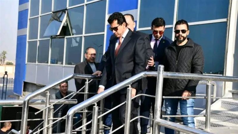 د. أشرف صبحى