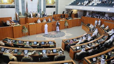 ملف القروض يشعل الخلاف في الكويت بين مجلس الأمة والحكومة
