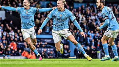 مانشستر سيتي يفقد 3 نقاط ثمينة بالدوري الإنجليزي بالخسارة أمام مانشستر يونايتد 1-2