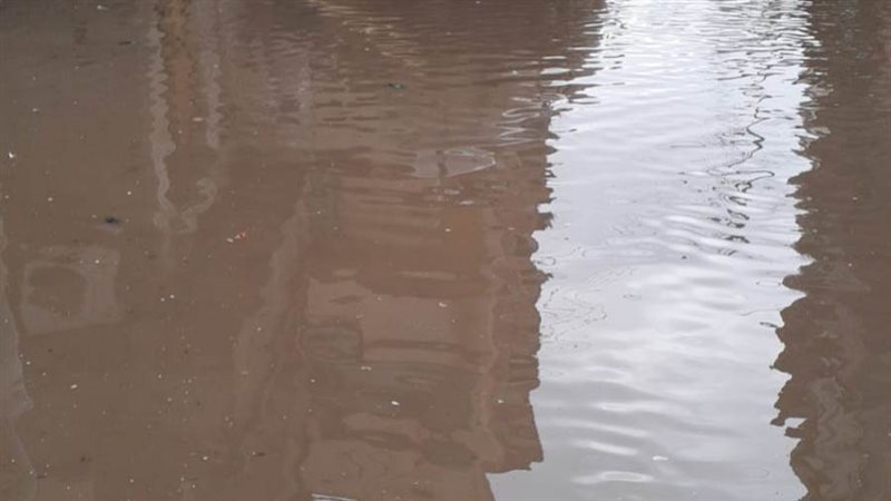 سقوط أمطار بالبحيرة