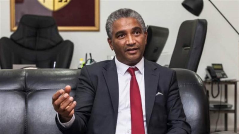 وزير الشباب والرياضة