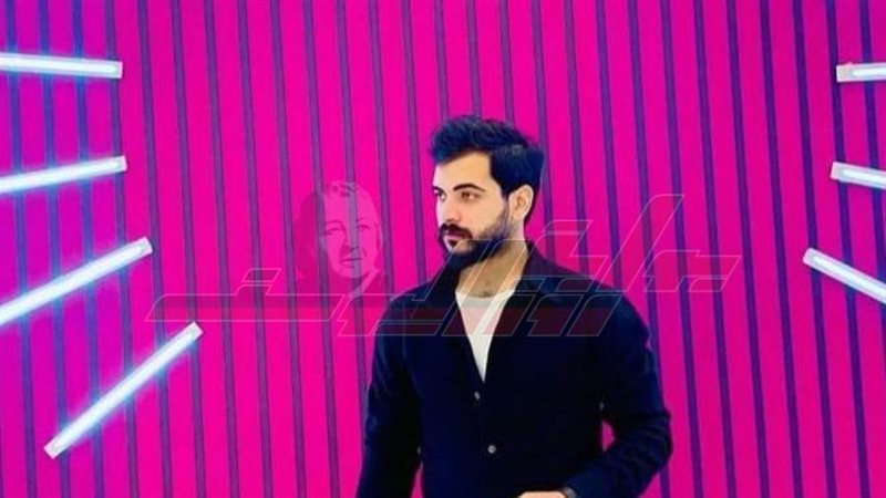 الفنان مؤمن محمد