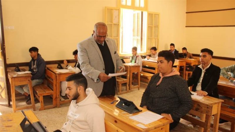 امتحانات النقل ببنى