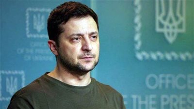 رئيس أوكرانيا يوقع مرسوما لتطبيق عقوبات ضد 198 شخصية ثقافية وإعلامية معظمهم روس