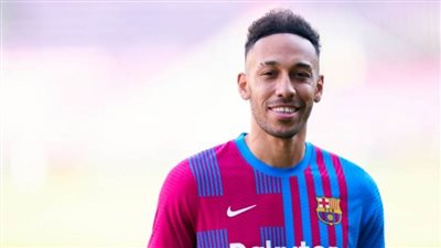 برشلونة يبحث عن إجراءات قانونية للتعاقد مع مهاجمه السابق في يناير الجاري