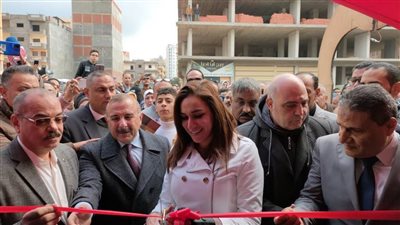 افتتاح معرض 