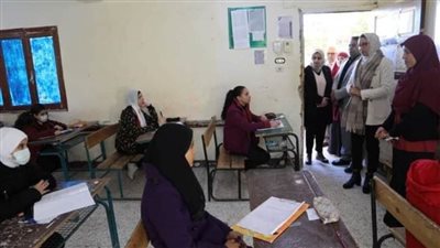 نائب محافظ الوادي الجديد تطمئن على سير امتحانات الشهادة الإعدادية  