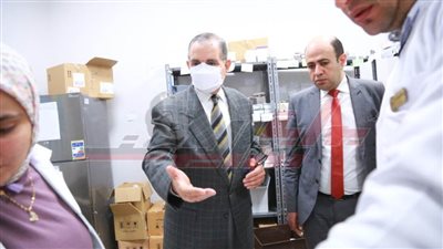   محافظ كفر الشيخ يتفقد أقسام مستشفى بلطيم النموذجي ويلتقي المرضى