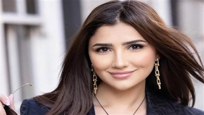 مي عمر أولى فنانات مصر في مسابقة أجمل 100 وجه في العالم 