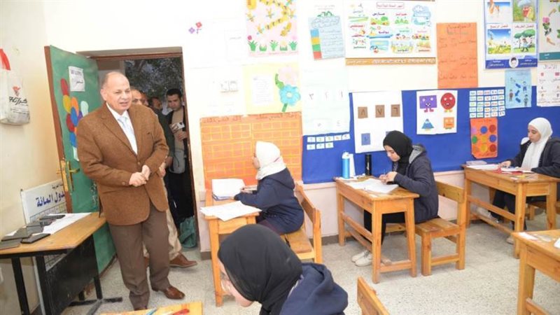 محافظ أسيوط يتفقد