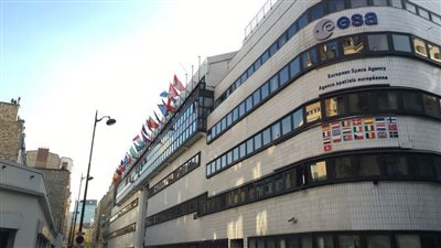 وكالة الفضاء الأوروبية تدعو من 