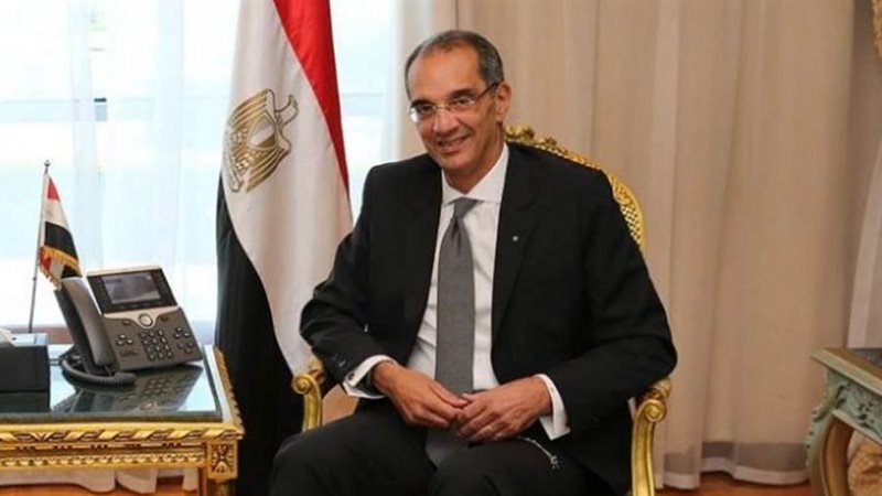 الدكتور عمرو طلعت