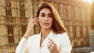 ياسمين صبري تكشف حقيقة عودتها لأبوهشيمة