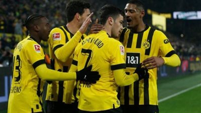 في ليلة عودة هالر.. دورتموند يفوز على أوجسبورج 4-3 في الدوري الألماني