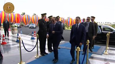الرئيس السيسي يصل إلى مقر الاحتفال بالذكرى الـ 71 لعيد الشرطة