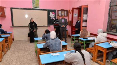 التحقيق مع طالب نشر امتحان العلوم للشهادة الإعدادية على مواقع التواصل الاجتماعي بالدقهلية 