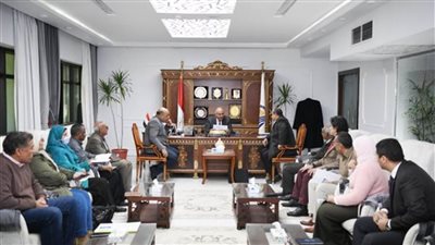 محافظ قنا يؤكد أهمية الفن الراقي في نشر الوعى الفكري والثقافي بين أبناء المحافظة