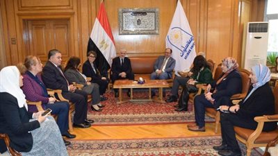  جامعتا حلوان وديموكريتوس اليونانية تتعاونان لتطوير برنامج لإعداد معلم دولي في التربية الرياضية