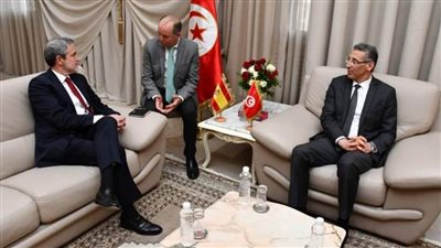 وزير الداخلية التونسي وسفير إسبانيا يبحثان التعاون الثنائي في مقاومة الإرهاب والهجرة غير الشرعية