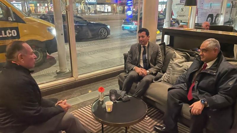 الوزير فى المونديال