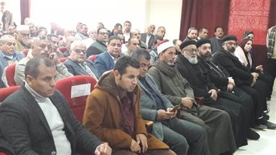 جلسة تشاورية لاستعراض متطلبات المواطنين من الخطة الاستثمارية ببني مزار شمال المنيا