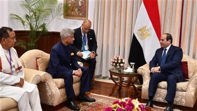 الرئيس السيسي يلتقي رؤساء كبريات الشركات ورجال الأعمال الهنود بنيودلهي 