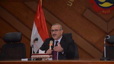 السكرتير العام بالبحيرة يرأس الاجتماع التنسيقي للجنة إصدار تراخيص المحال العامة