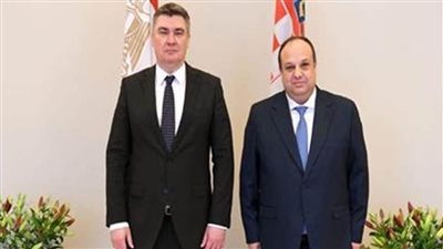 السفير المصري لدى زغرب يسلم أوراق اعتماده للرئيس الكرواتي