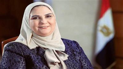 وزيرة التضامن تستعرض تقريرا عن مشروع 