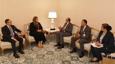 وزيرة التضامن ونظيرها التونسي يبحثان تجارب البلدين في المجال الاجتماعي