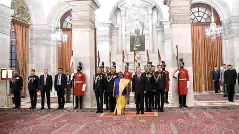 خلال زيارة الرئيس