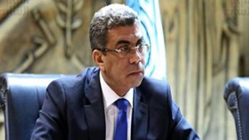 الكاتب الصحفى الكبير