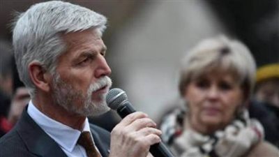 الجنرال السابق بيتر بافيل يفوز بالانتخابات الرئاسية في التشيك