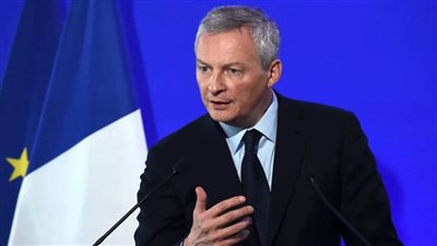 وزير المالية الفرنسي يدعو أحزاب الأغلبية لدعم نظام الإصلاح الحكومي