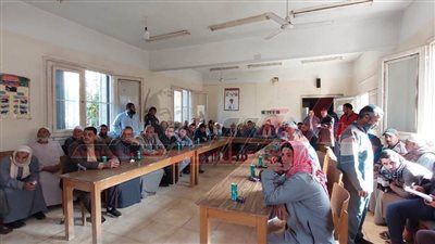 استخدام الإرشاد الرقمي بإنشاء جروبات واتس للمزارعين للتوعية والرد الفوري بكفر الشيخ