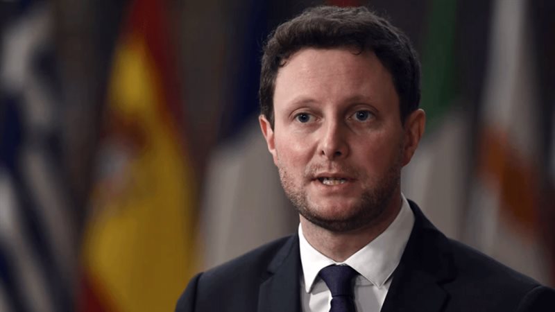 الوزير الفرنسي كليمان