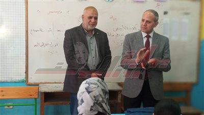 وكيل تعليم كفر الشيخ يتابع مسابقة أهل القرآن الكريم ويشيد بدور الأسر