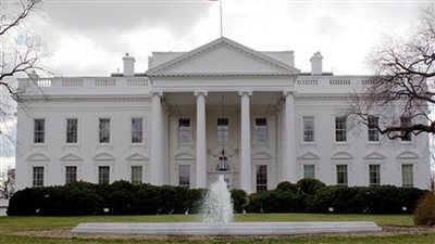 البيت الأبيض يعتزم إنهاء حالة الطوارئ الخاصة بكورونا في مايو