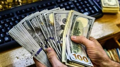 مسؤول أمريكي سابق: تخلي السعودية عن البترودولار له نتائج كارثية على واشنطن