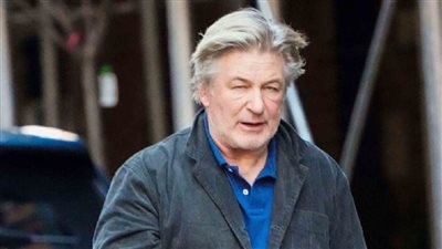 الادعاء العام الأمريكي يوجه تهمة القتل غير العمد إلى الممثل أليك بالدوين في قضية فيلم 