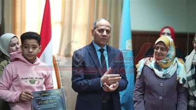 عبدالله: يتفقد أعمال البرنامج التدريبي لتفعيل دور المدرسة في تنمية الوعي الطلابي